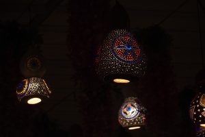 Photo LOKKI acrylic chandelier